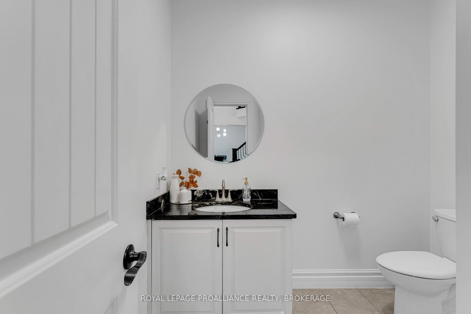 81 Kenwoods Circle • Kingston, ON photo 12