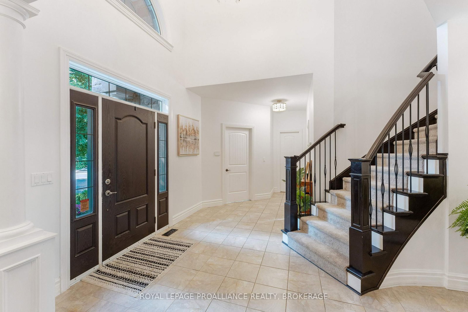 81 Kenwoods Circle • Kingston, ON photo 4