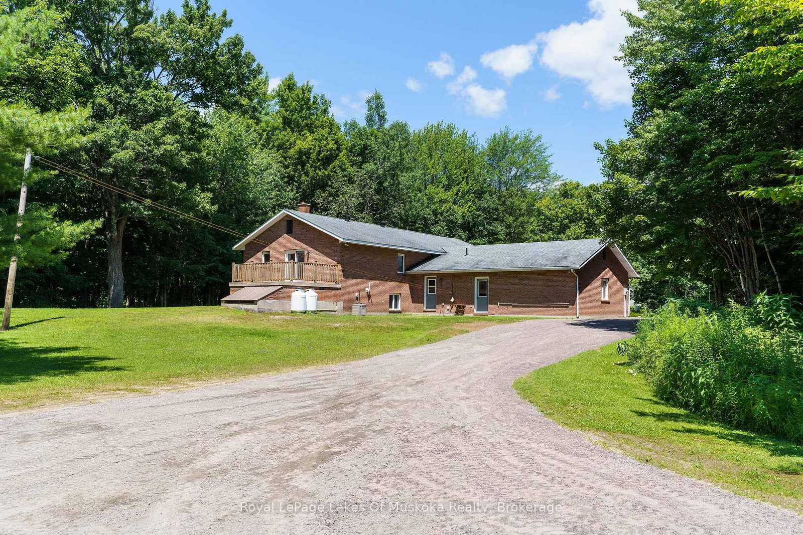 1020 AMELIA Crescent • Gravenhurst, ON photo 36