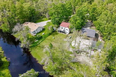15 Fire Route 92 • Trent Lakes, ON photo 2
