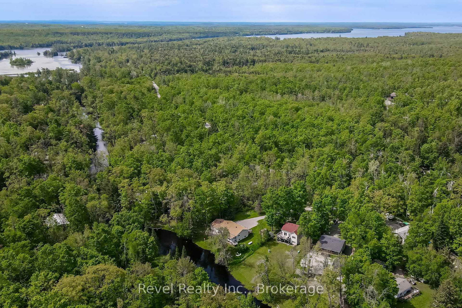15 Fire Route 92 • Trent Lakes, ON photo 3
