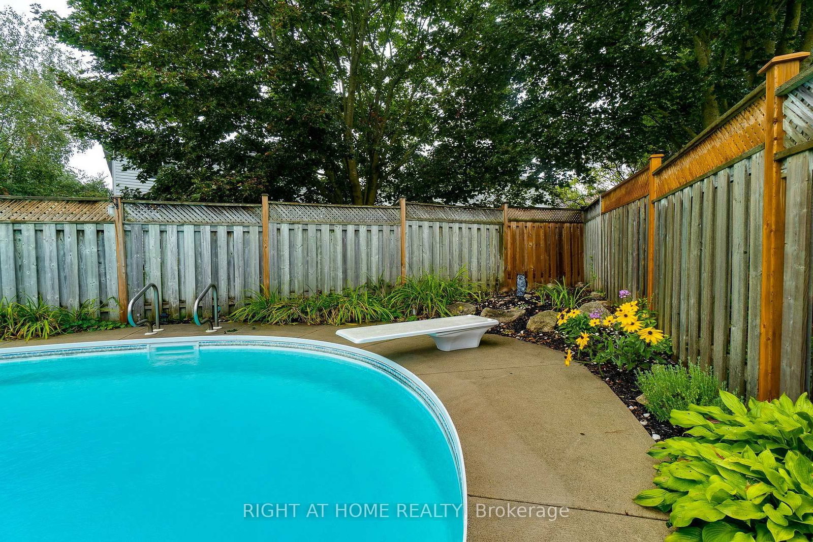 234 Philip Court W • Centre Wellington, ON photo 34