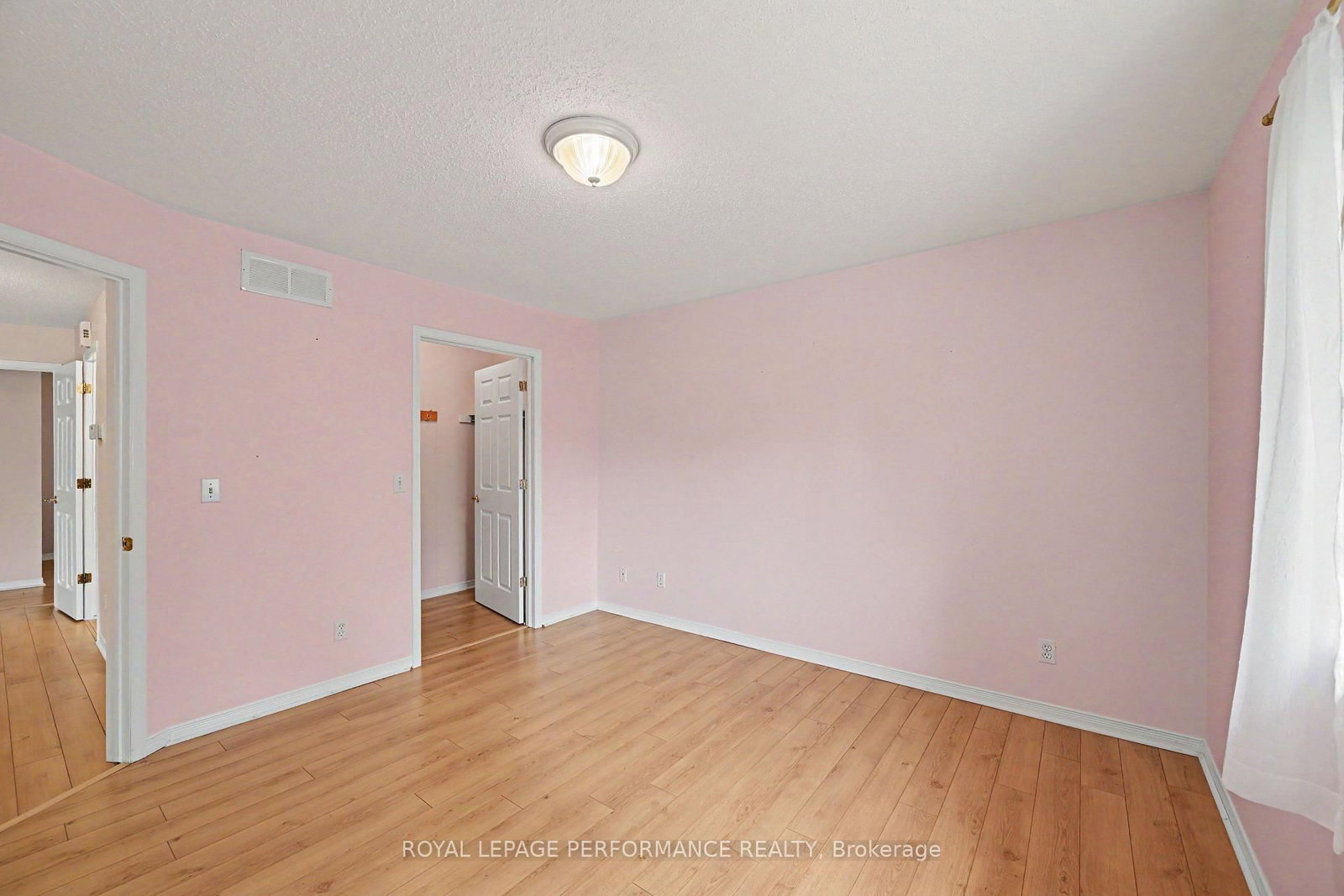 18 Daphne Crescent • Ottawa, ON photo 17