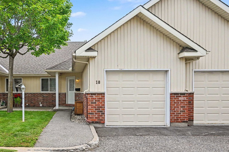18 Daphne Crescent