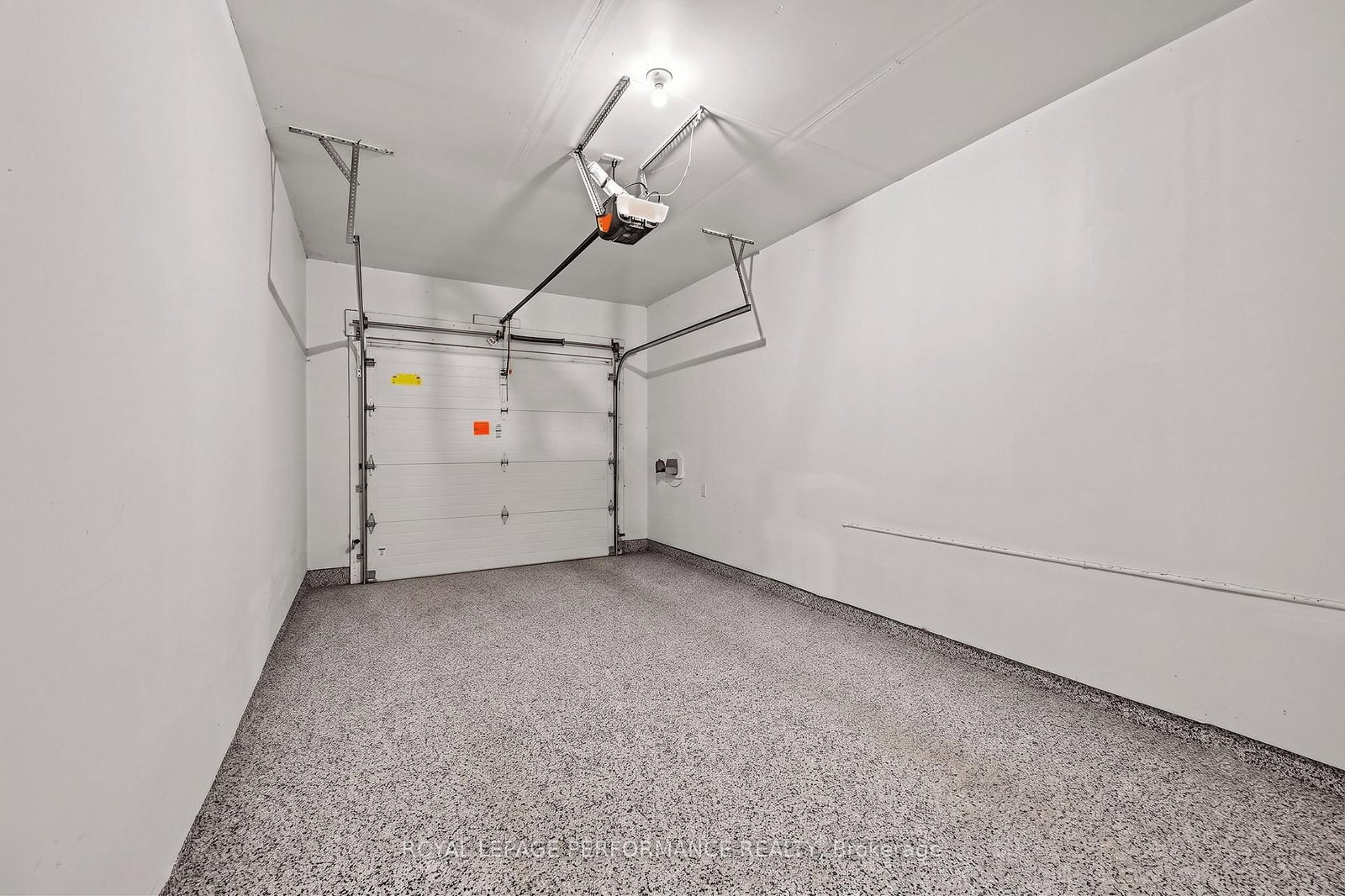 18 Daphne Crescent • Ottawa, ON photo 24