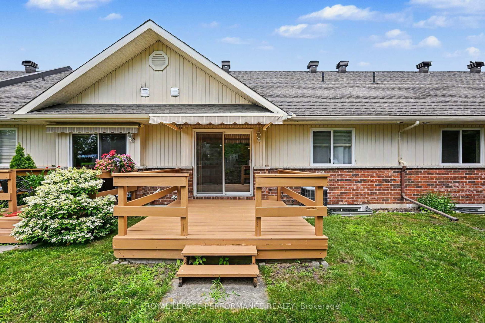 18 Daphne Crescent • Ottawa, ON photo 25