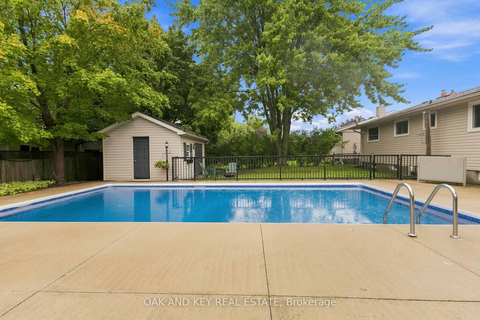 118 Harold Court • Lucan Biddulph, ON photo 30