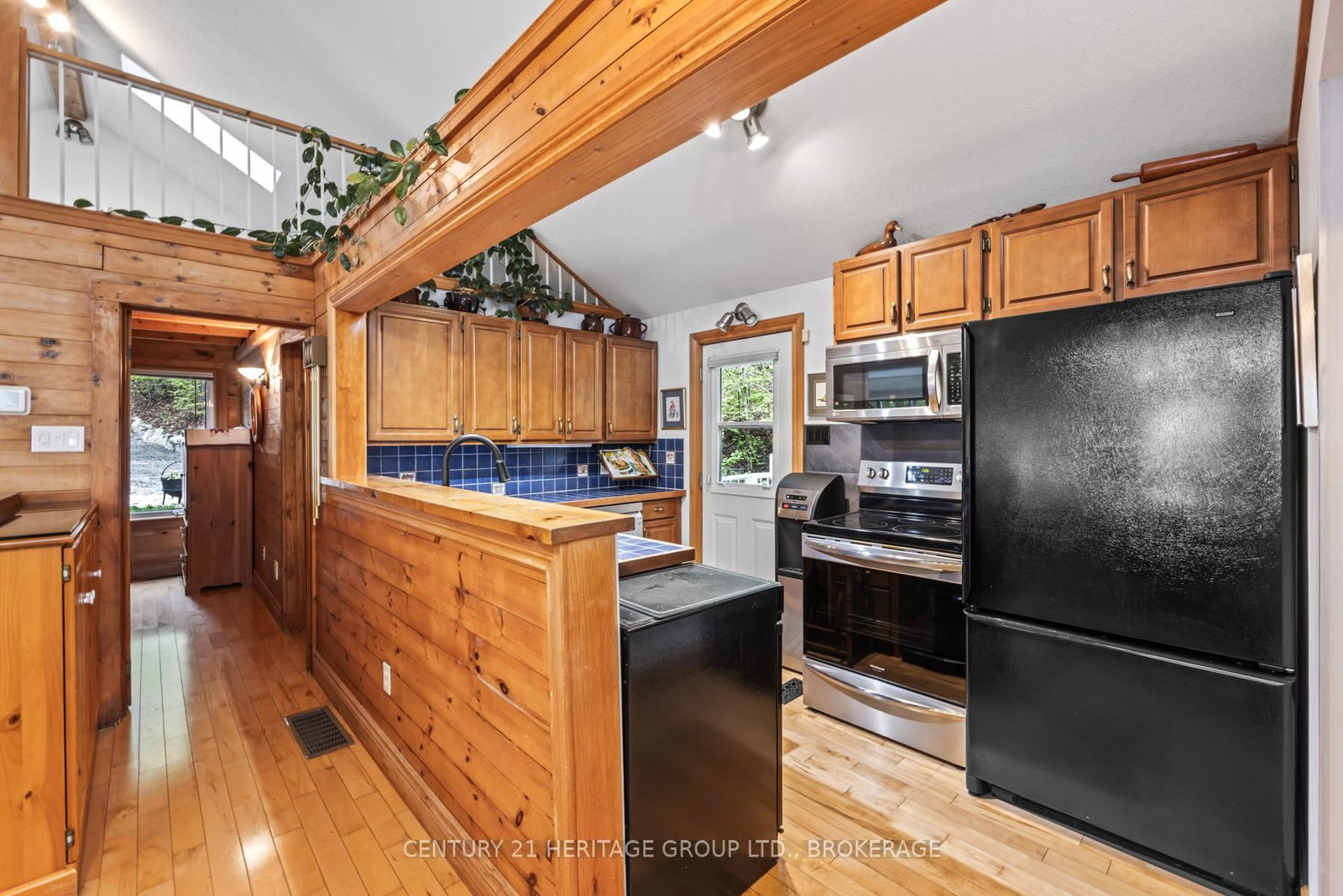 8126 Perth Road • Perth Road, ON photo 33