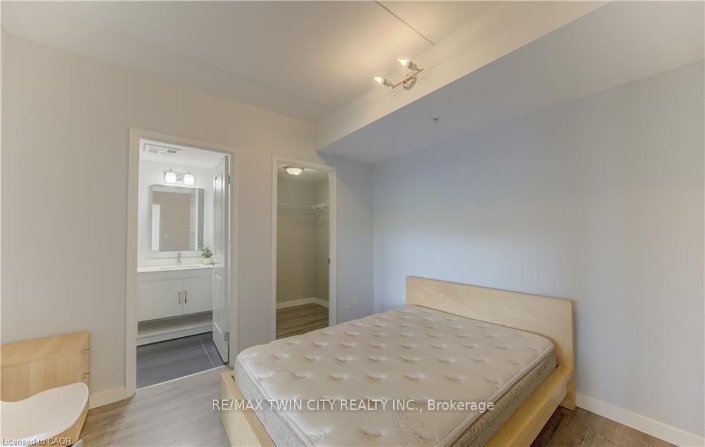 1291 GORDON Street • #327 • Guelph, ON photo 20