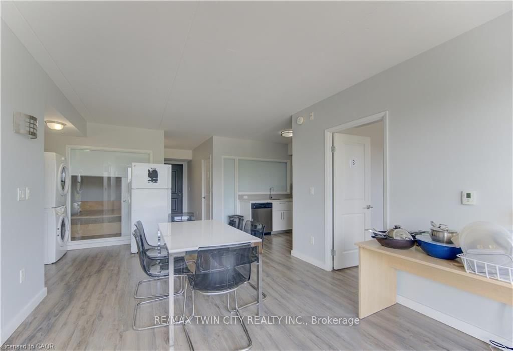 1291 GORDON Street • #327 • Guelph, ON photo 8