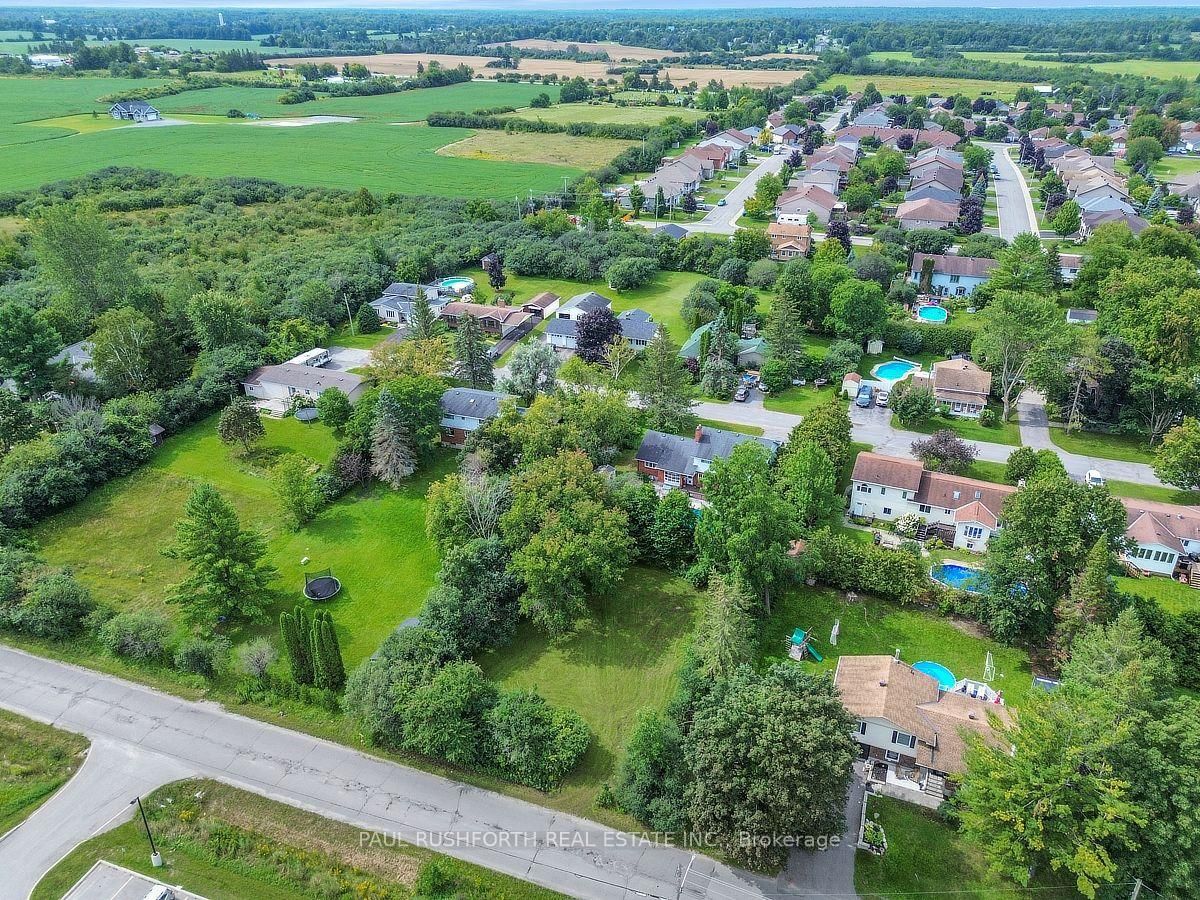 412 Country Street • Almonte, ON photo 5
