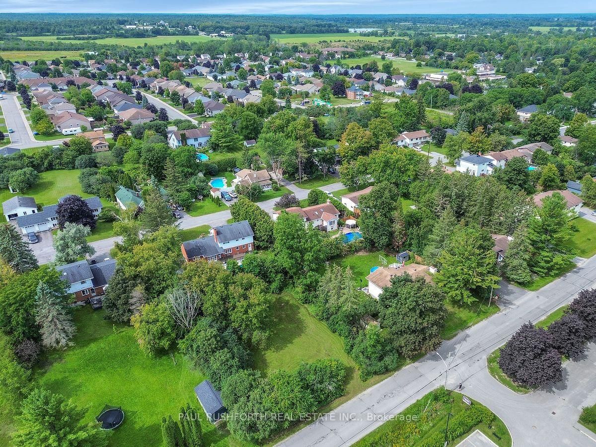 412 Country Street • Almonte, ON photo 6