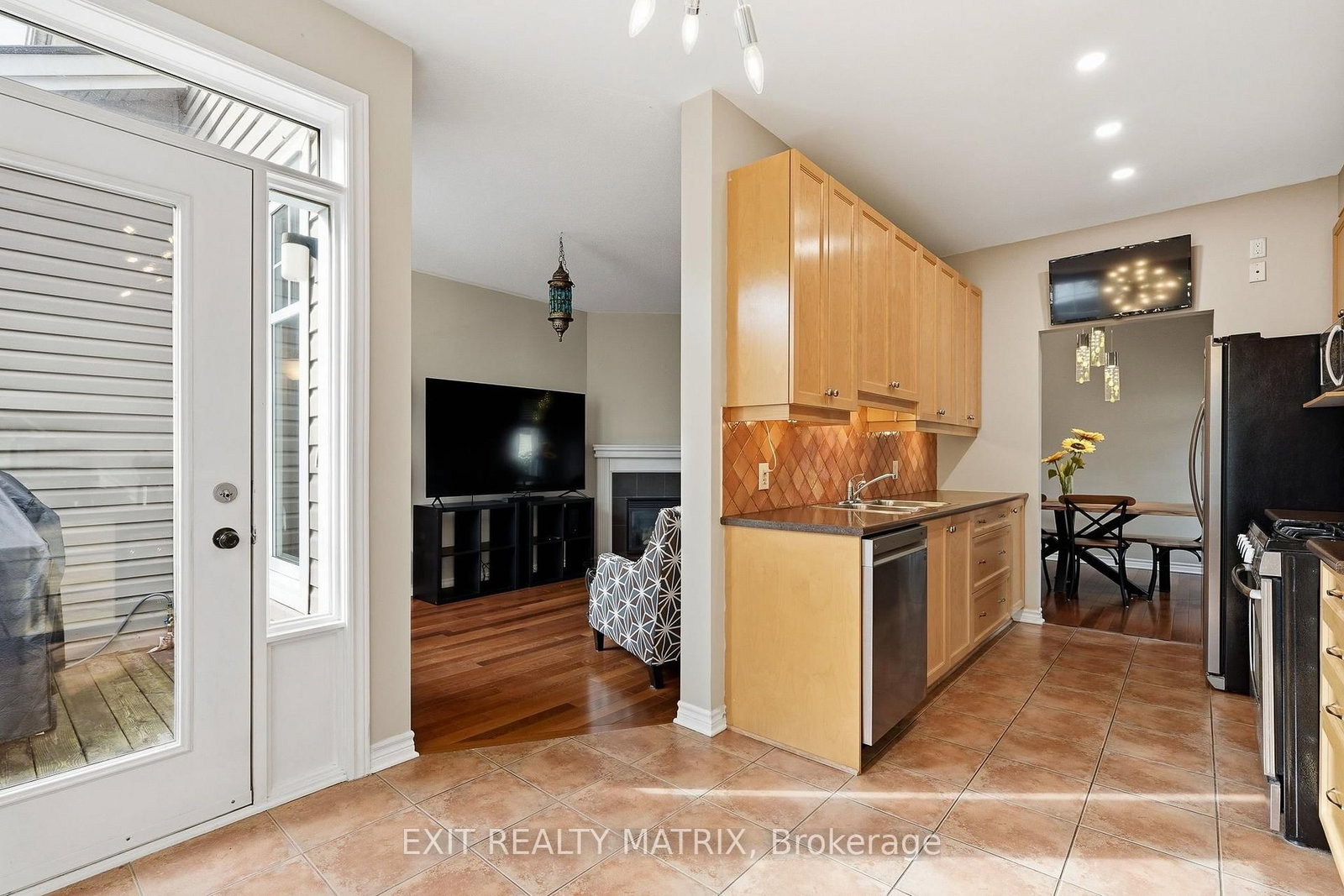 4233 Kelly Farm Drive • Ottawa, ON photo 15