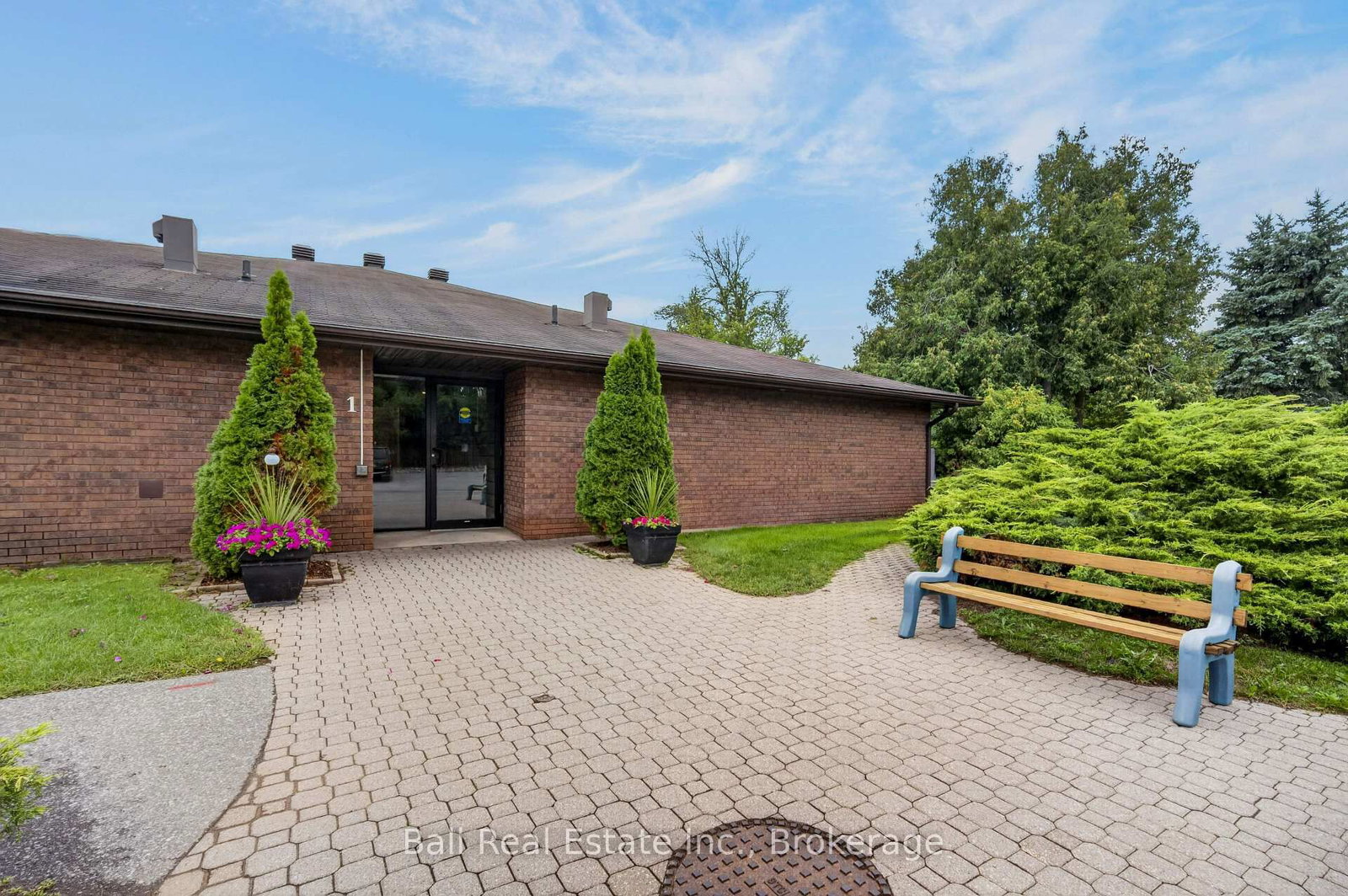 200 East St S 103 • #3 • Kawartha Lakes, ON photo 1