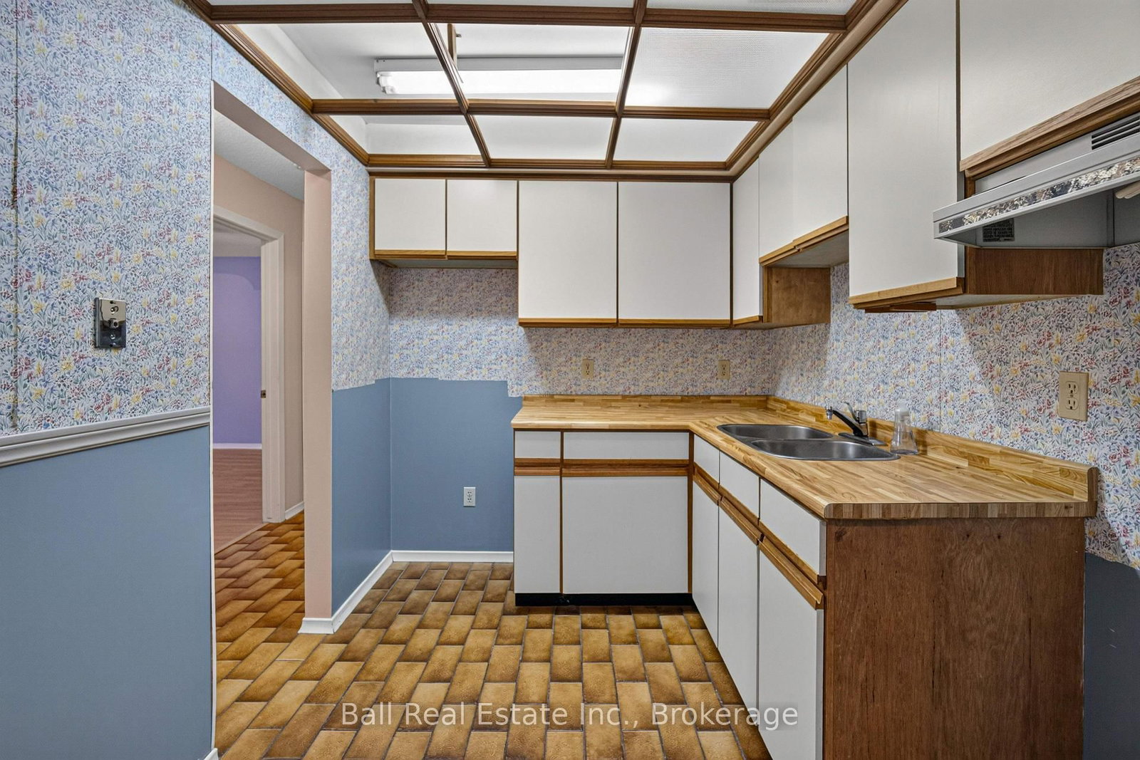 200 East St S 103 • #3 • Kawartha Lakes, ON photo 12