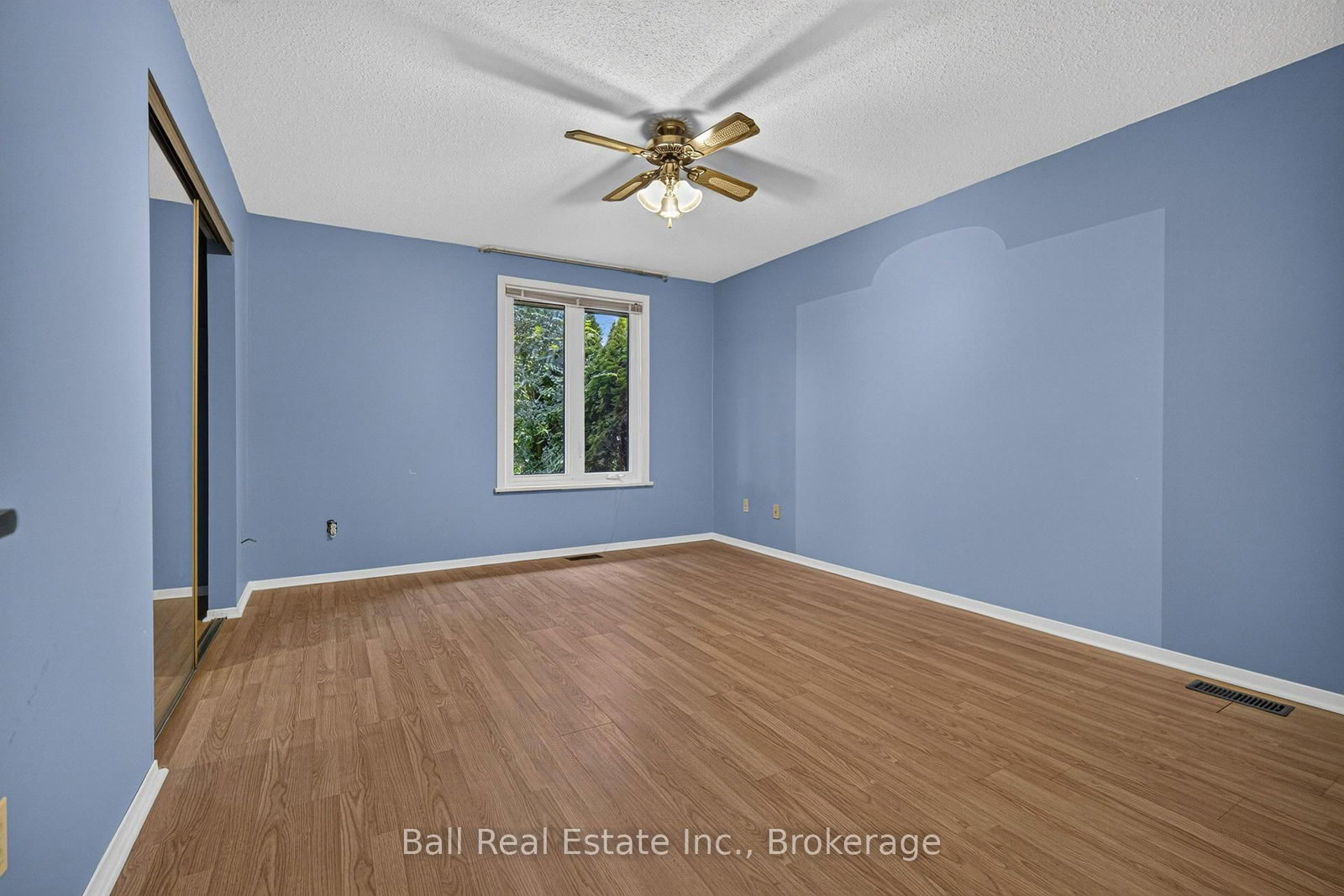 200 East St S 103 • #3 • Kawartha Lakes, ON photo 16