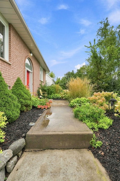 131 Ashley Street • Quinte West, ON photo 8