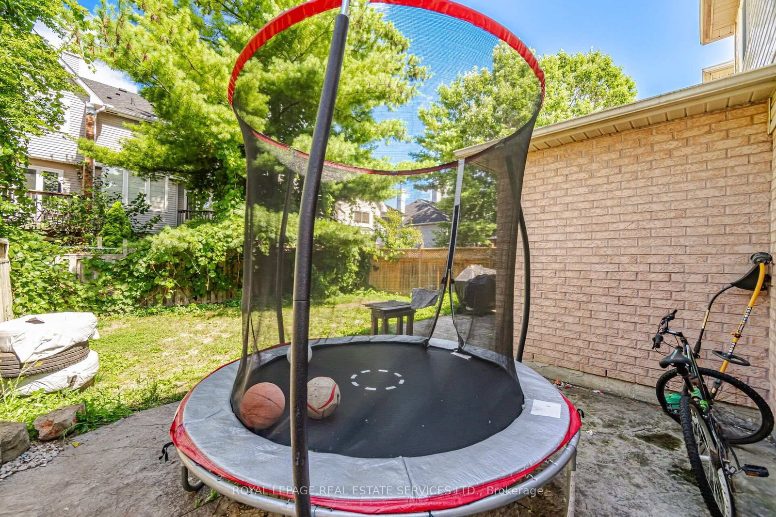 28 Wheatland Drive • Cambridge, ON photo 44