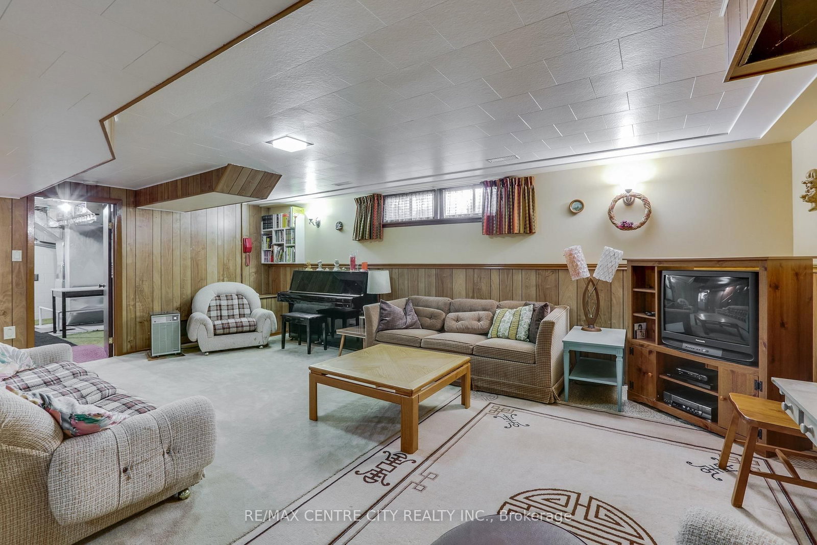 223 Halls Mill Road • London South, ON photo 37