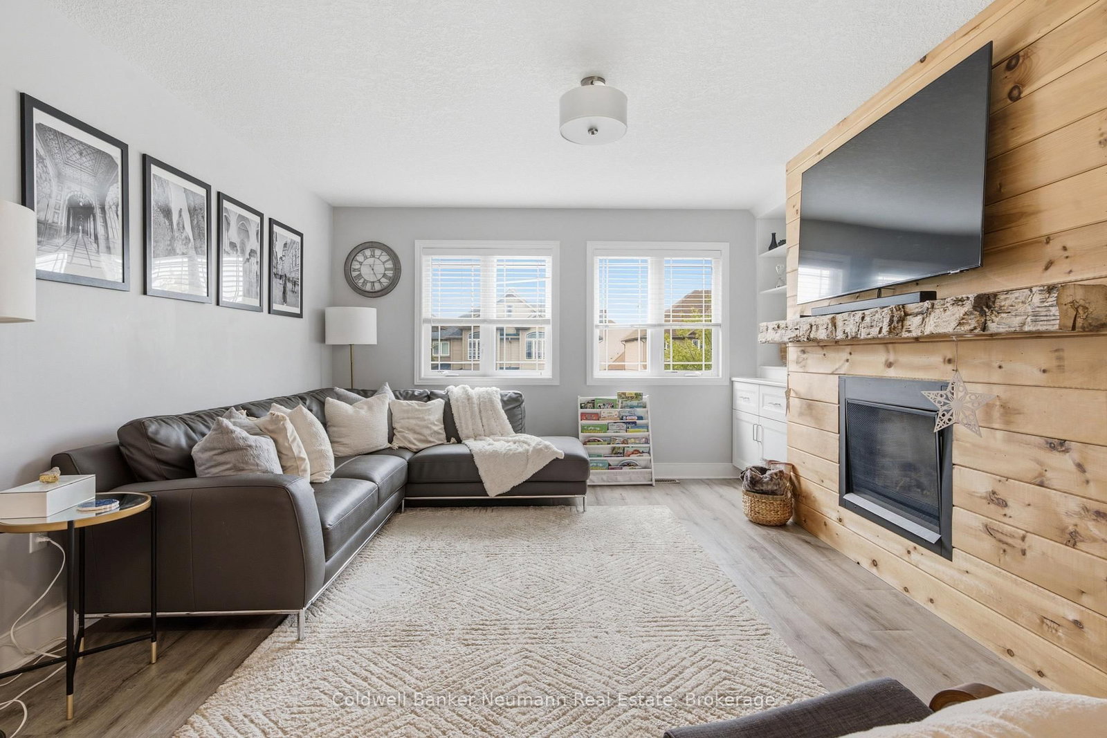 110 Oakes Crescent • Guelph, ON photo 5