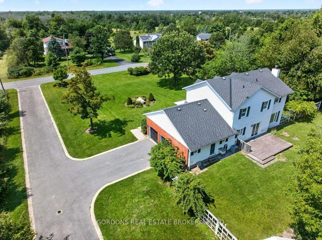 4708 Wolfe Swamp Road • Harrowsmith, ON photo 5