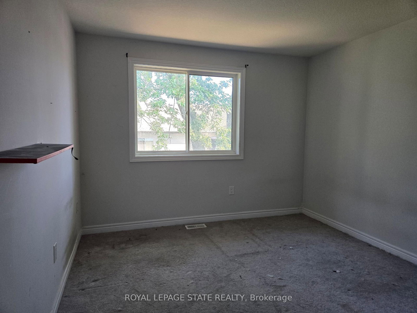28 Alayche Trail • Welland, ON photo 15