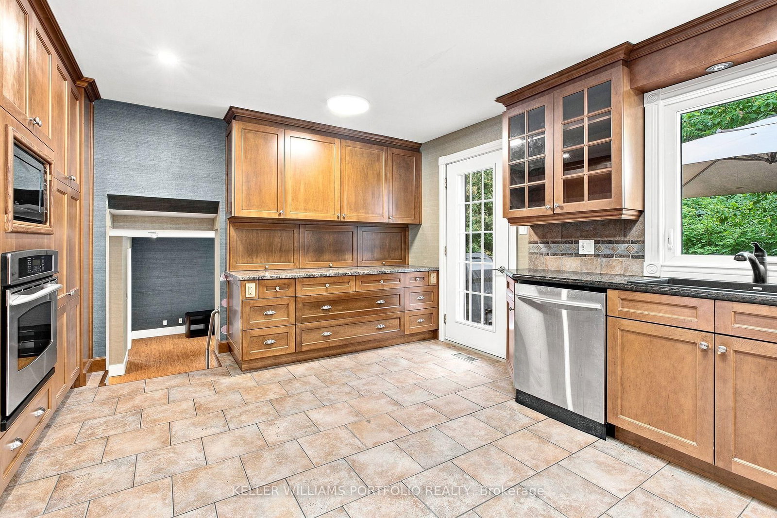 123 Dorothea Drive • Ottawa, ON photo 14