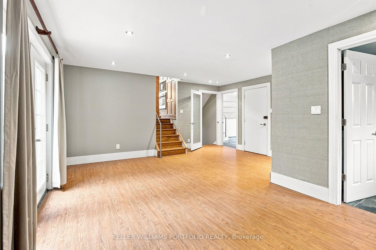 123 Dorothea Drive • Ottawa, ON photo 15