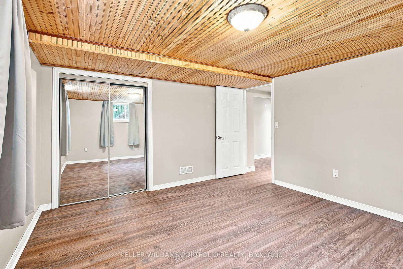 123 Dorothea Drive • Ottawa, ON photo 33