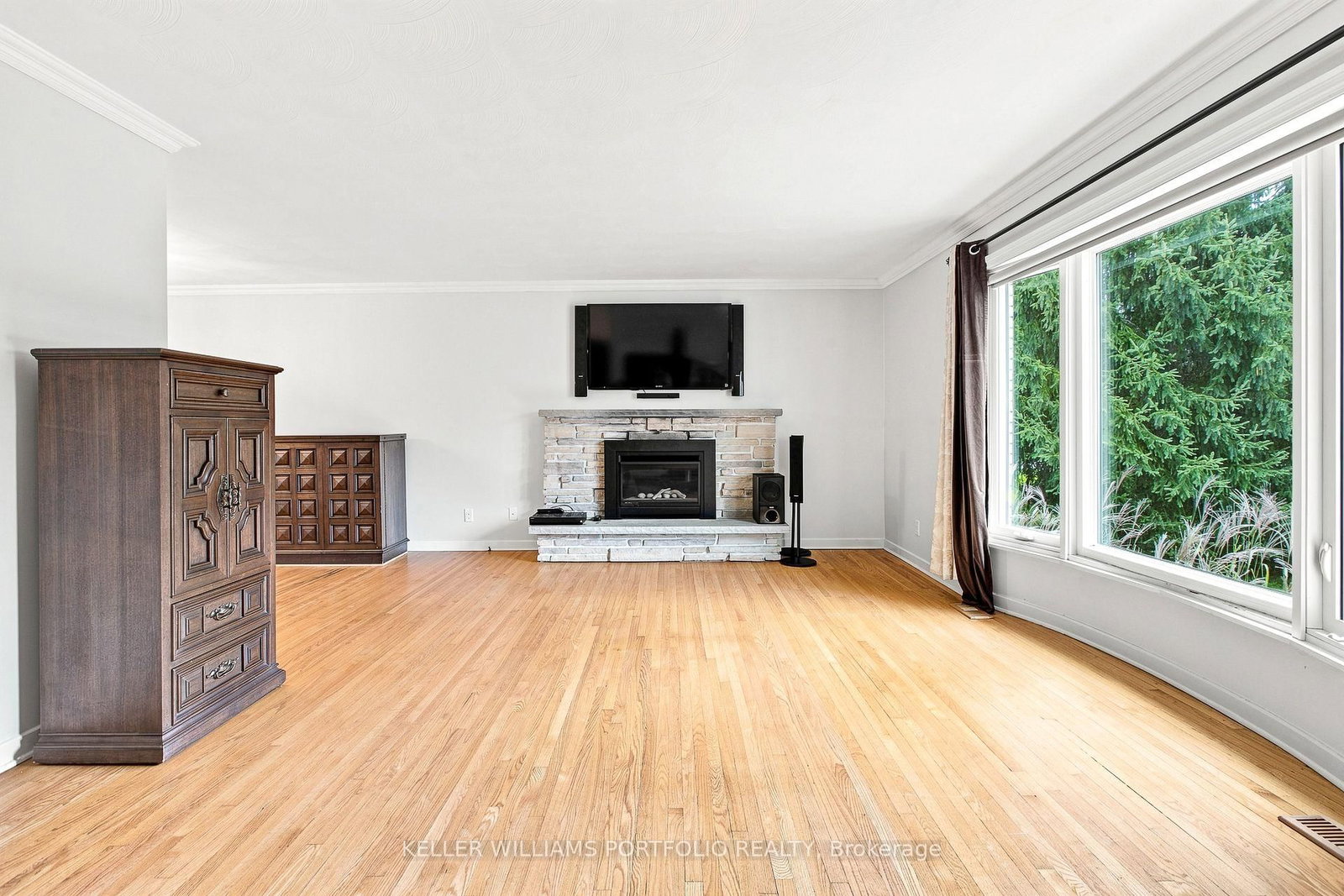 123 Dorothea Drive • Ottawa, ON photo 5