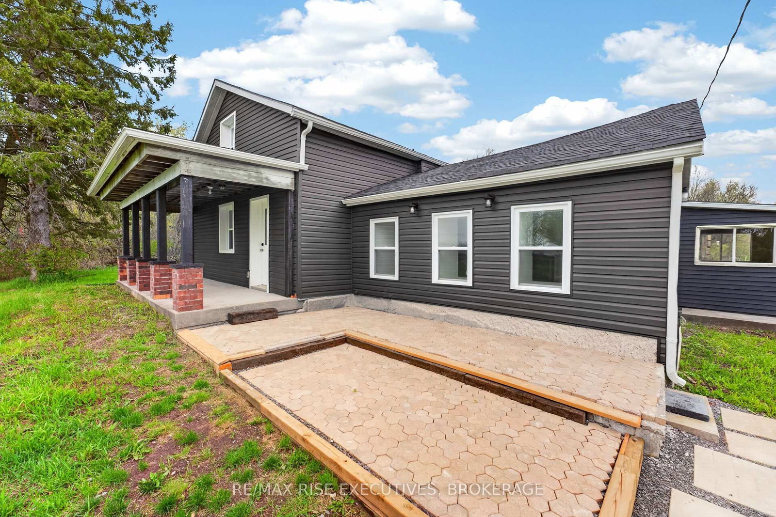 750 Moira Road • Stirling, ON photo 32
