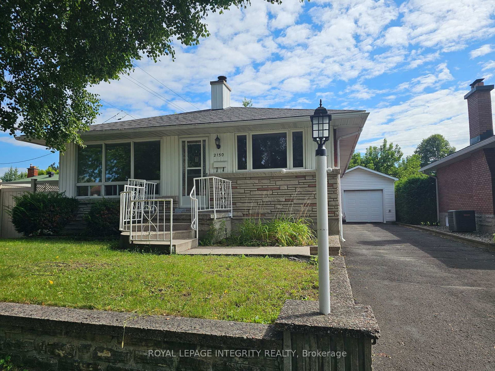 Front view of 2150 Lemay Crescent, Ottawa