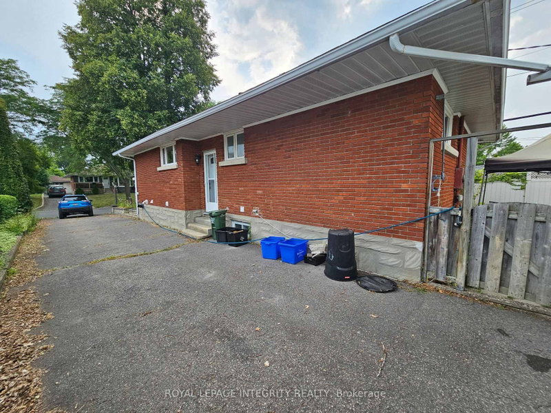 2150 Lemay Crescent