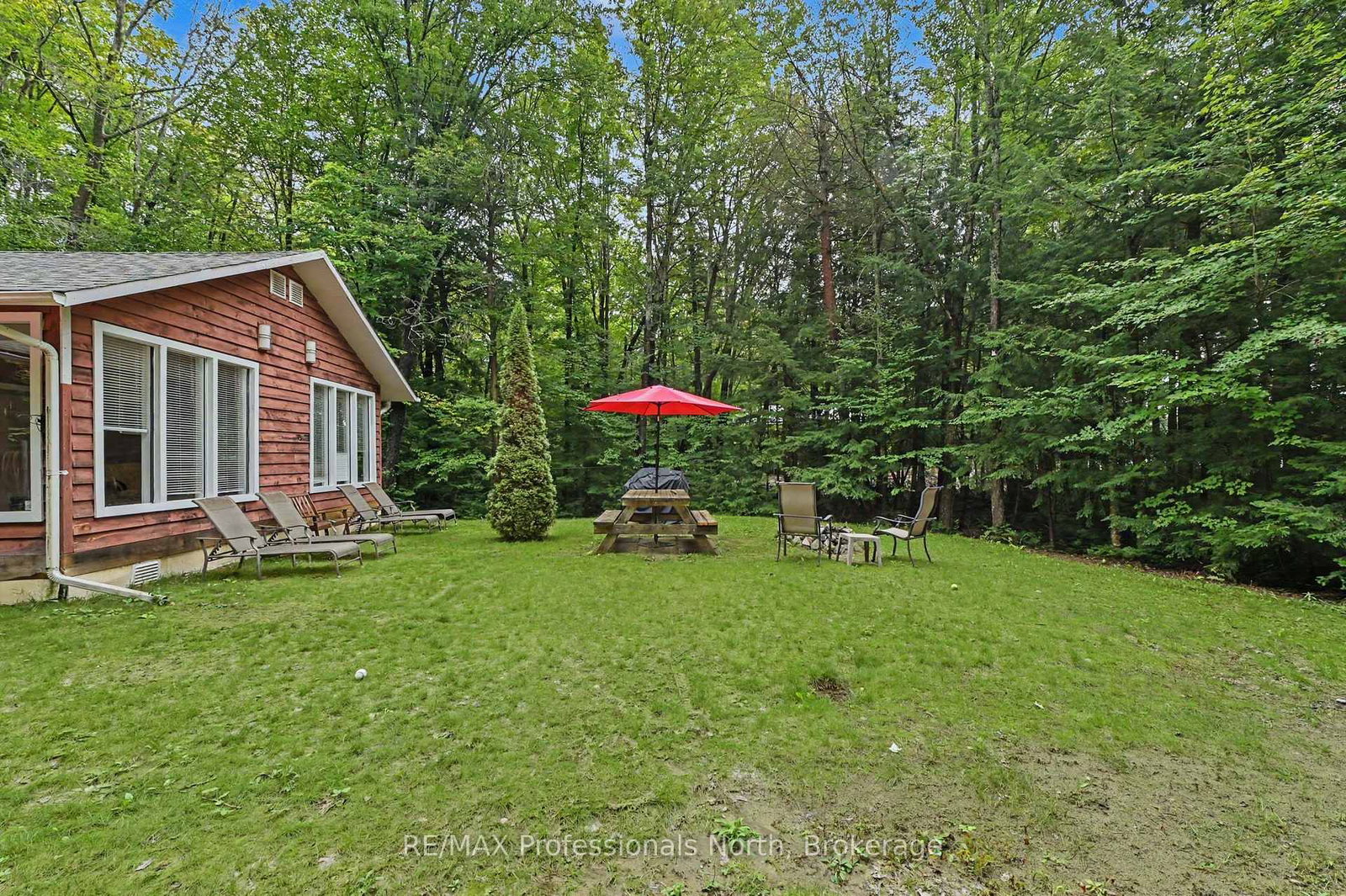 1363 Ross Lake Road • Dysart et al, ON photo 20