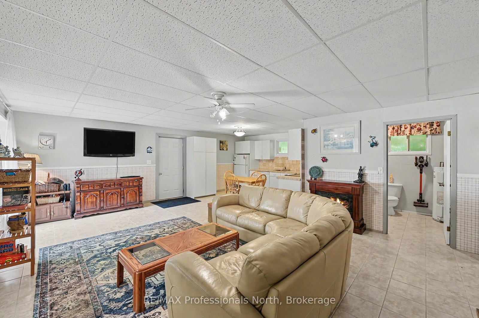 1363 Ross Lake Road • Dysart et al, ON photo 5