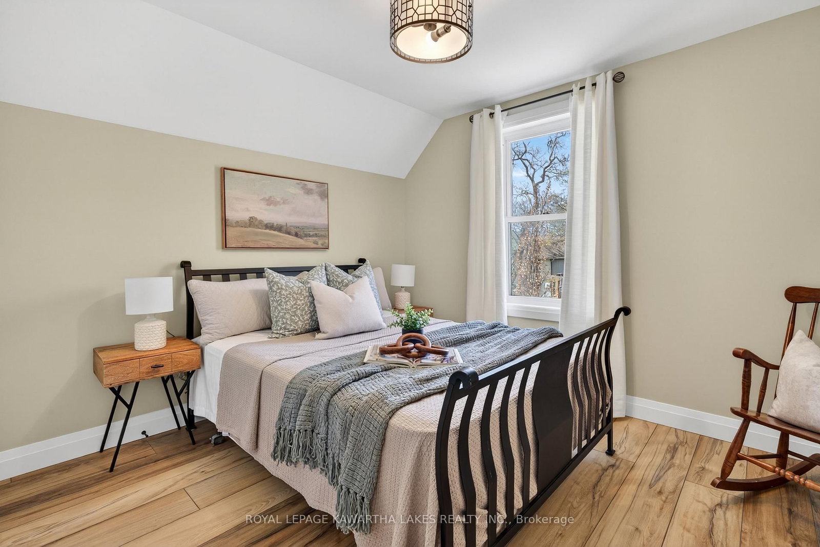 45 OAK Street • Kawartha Lakes, ON photo 13
