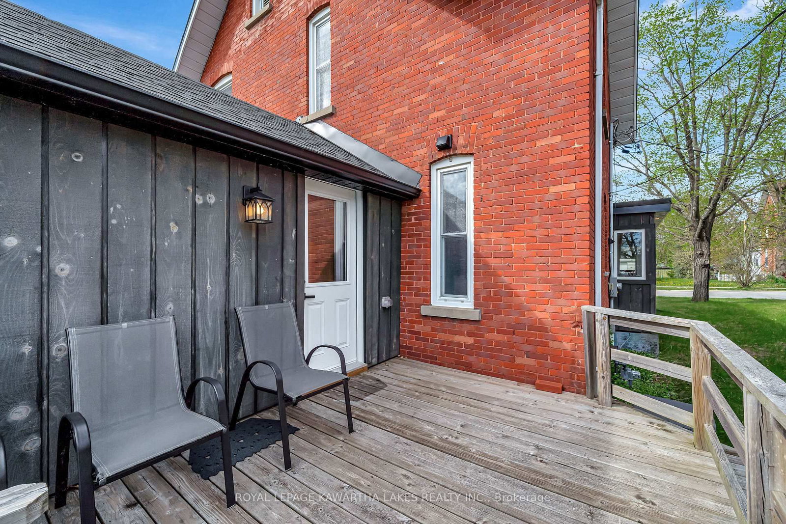 45 OAK Street • Kawartha Lakes, ON photo 32