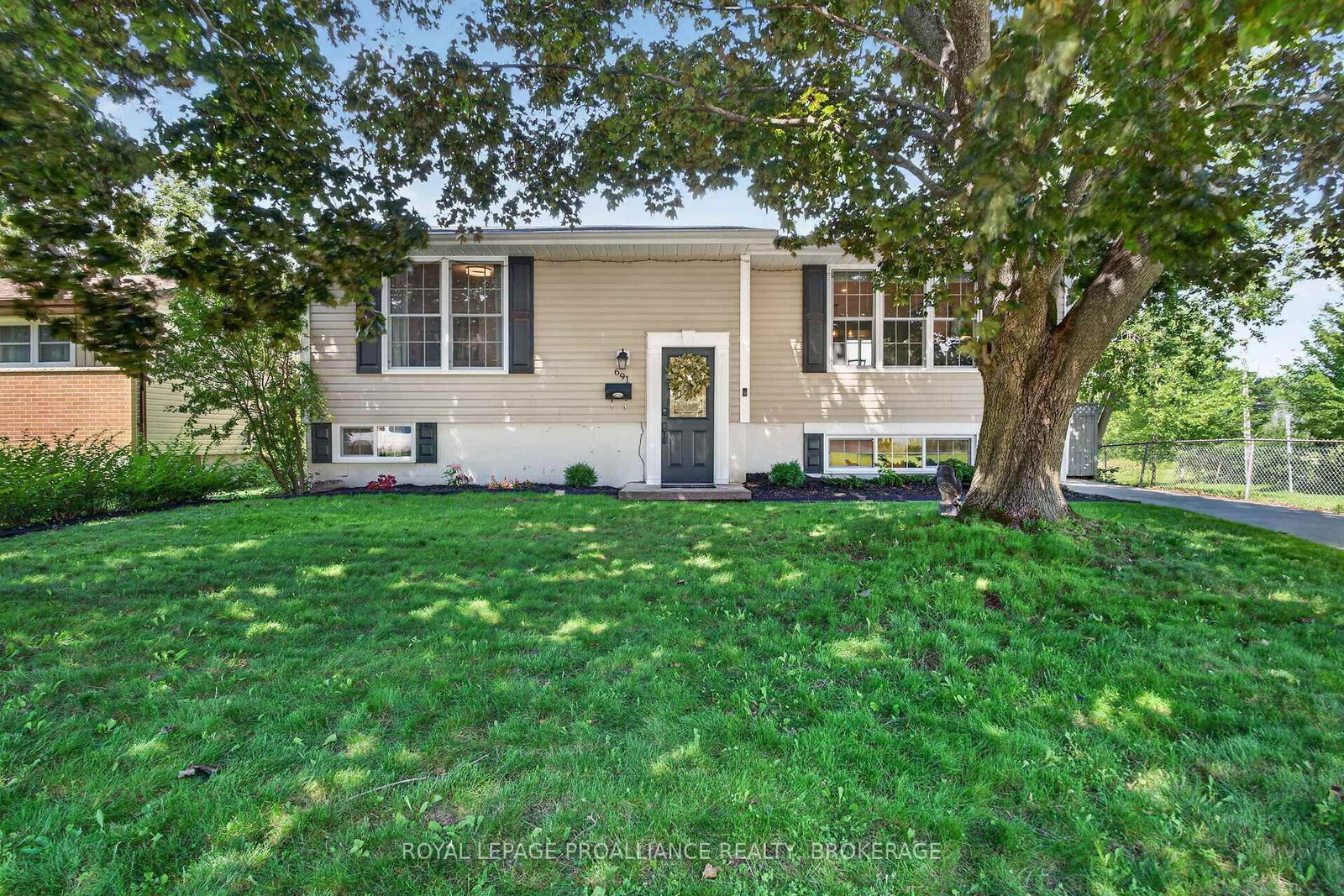 691 Aylmer Crescent • Kingston, ON photo 1