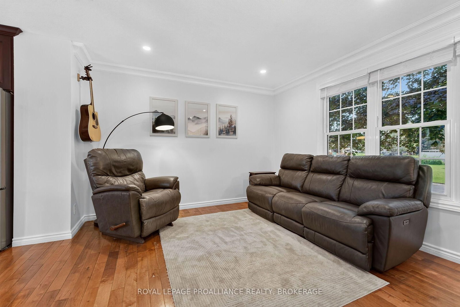691 Aylmer Crescent • Kingston, ON photo 6