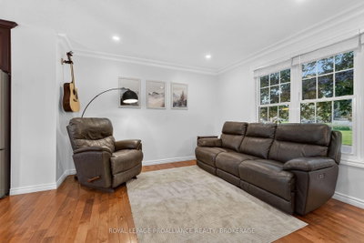 691 Aylmer Crescent • Kingston, ON photo 6