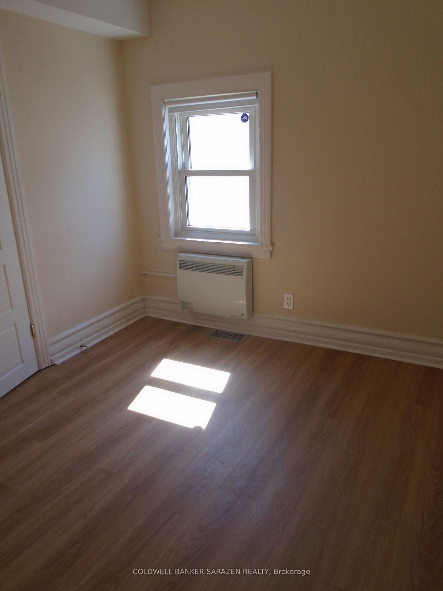 383 Montfort Street N • Ottawa, ON photo 17