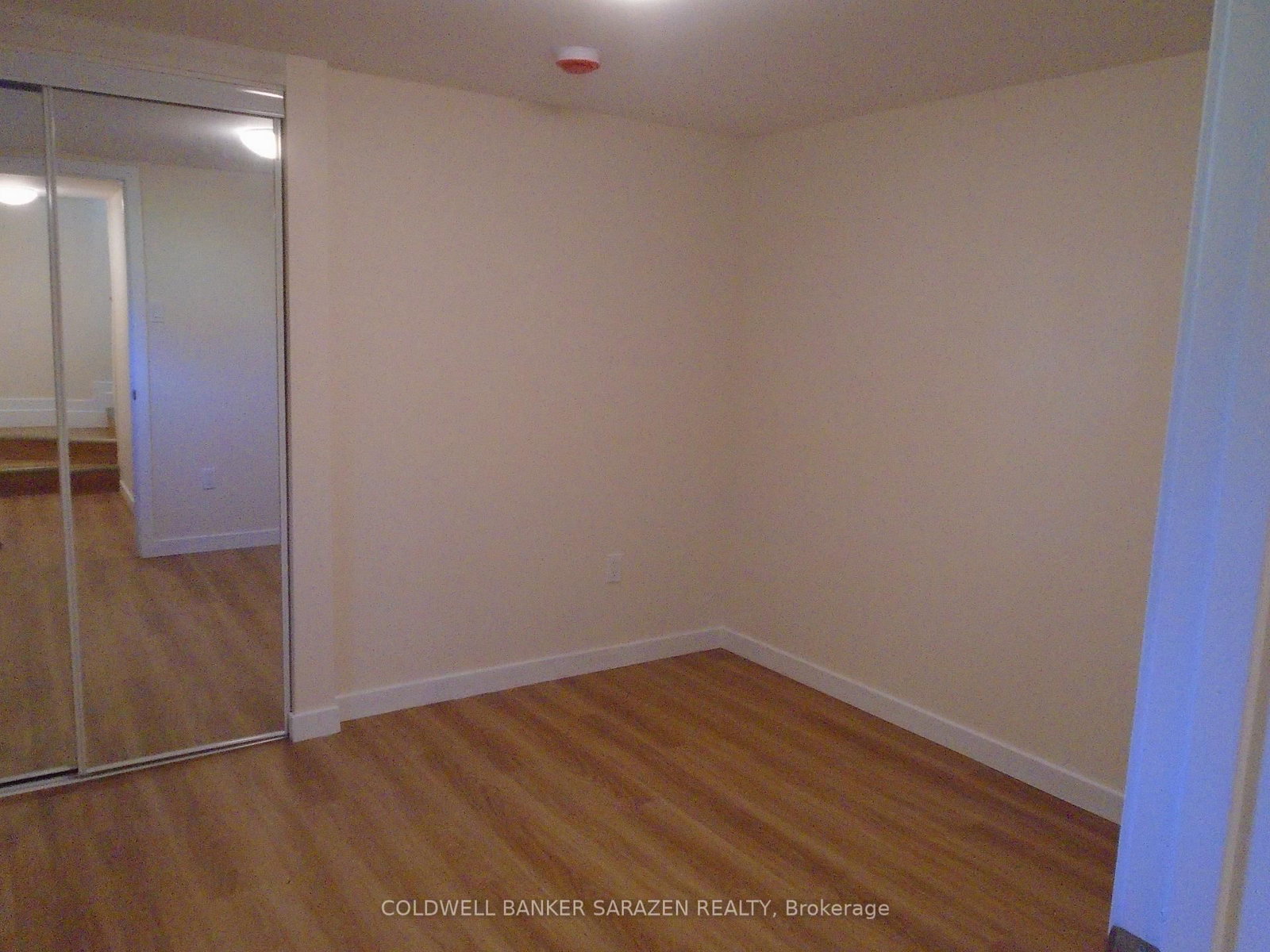 383 Montfort Street N • Ottawa, ON photo 5
