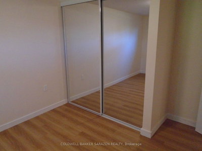 383 Montfort Street N • Ottawa, ON photo 7