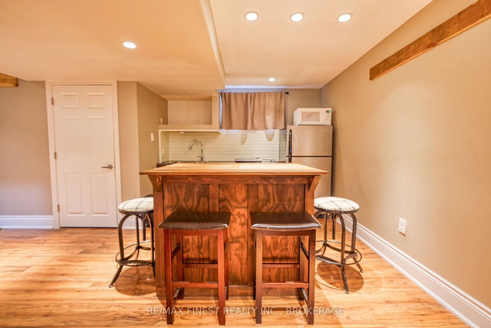 108 Mcdonough Crescent • Loyalist, ON photo 30