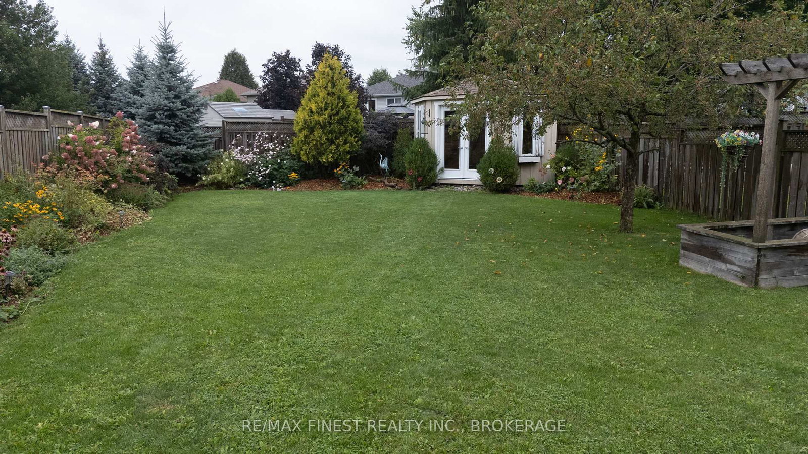 108 Mcdonough Crescent • Loyalist, ON photo 38