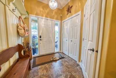 108 Mcdonough Crescent • Loyalist, ON photo 4