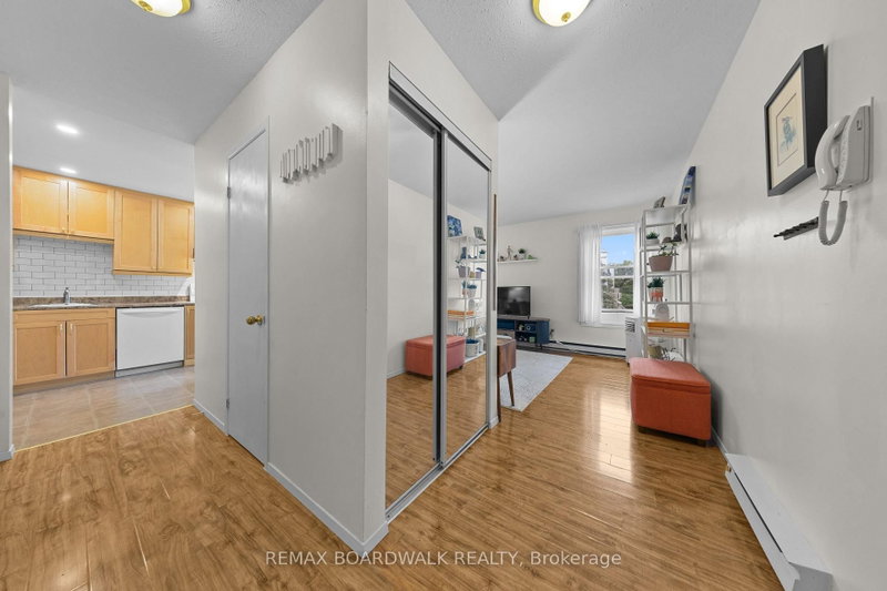 204 - 299 Thomas Street