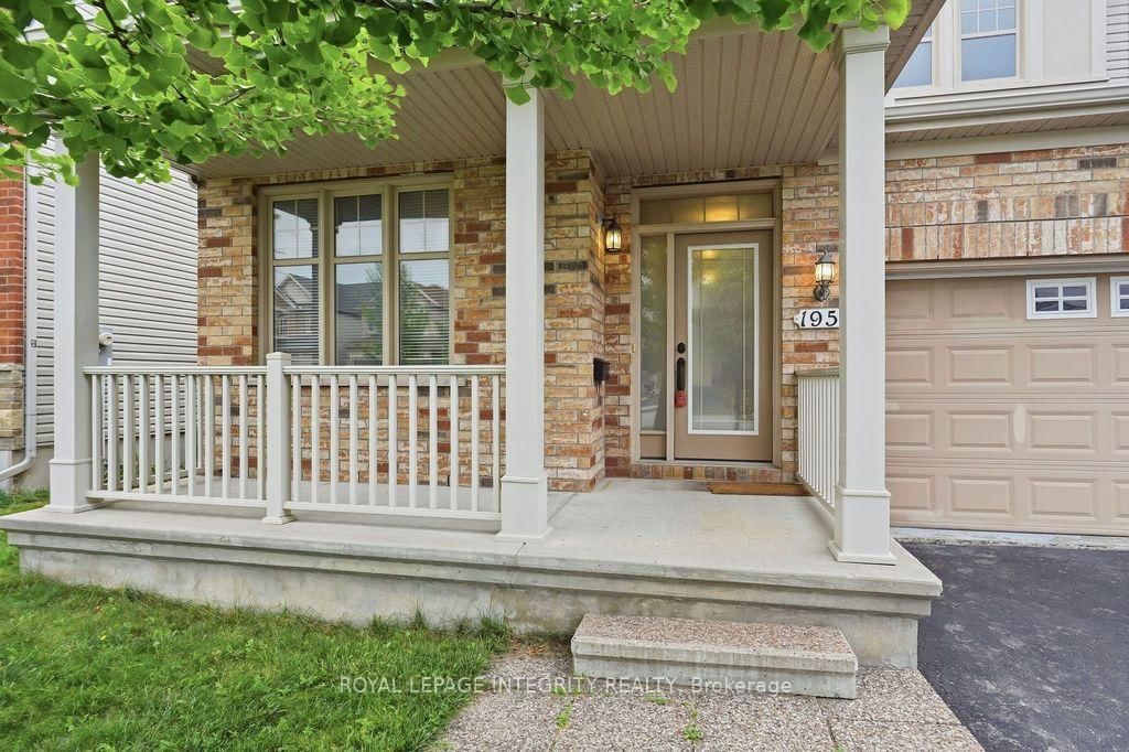 195 KEYROCK Drive, Kanata 4