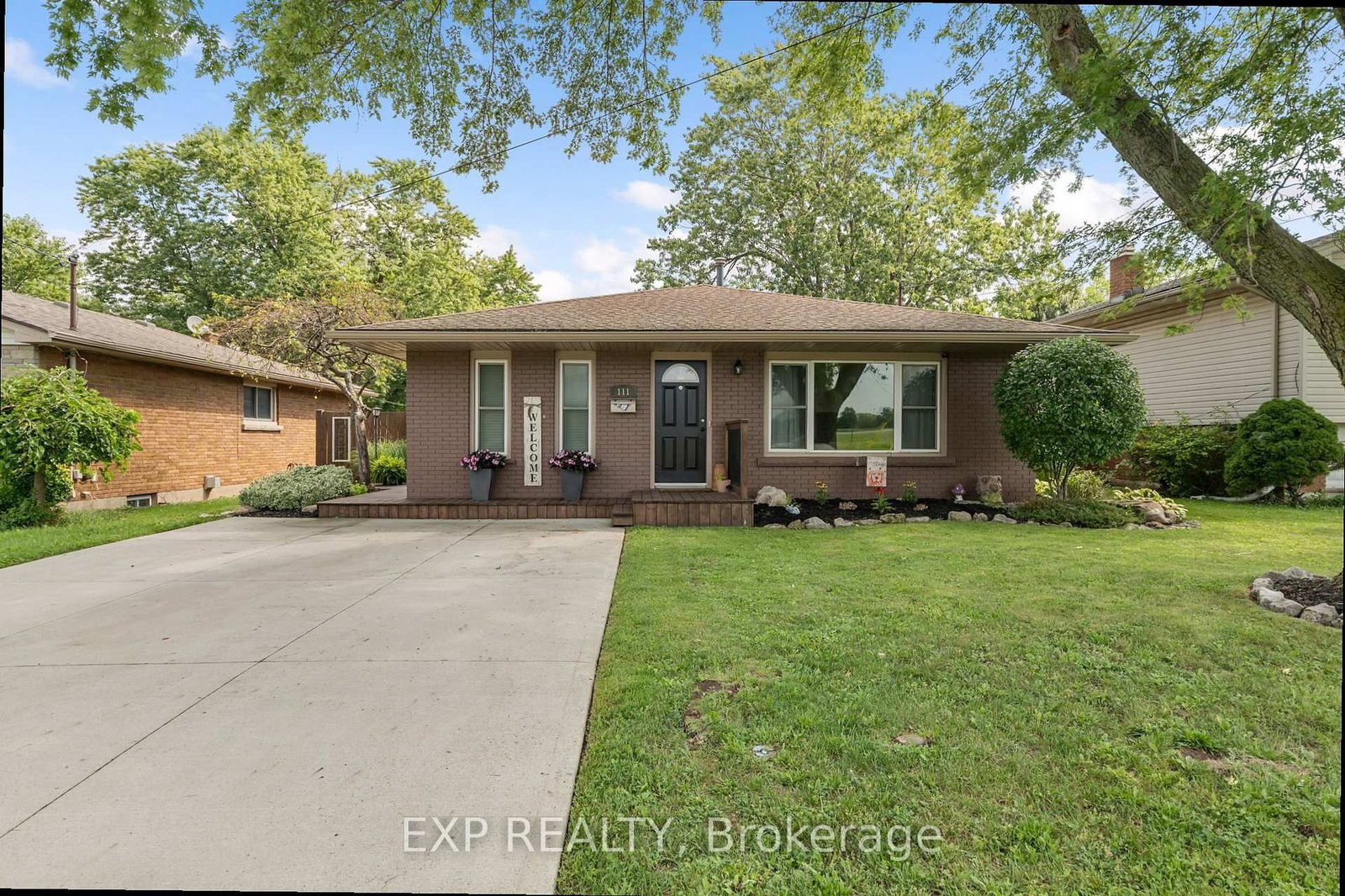 111 Concession Road • Fort Erie, ON photo 2
