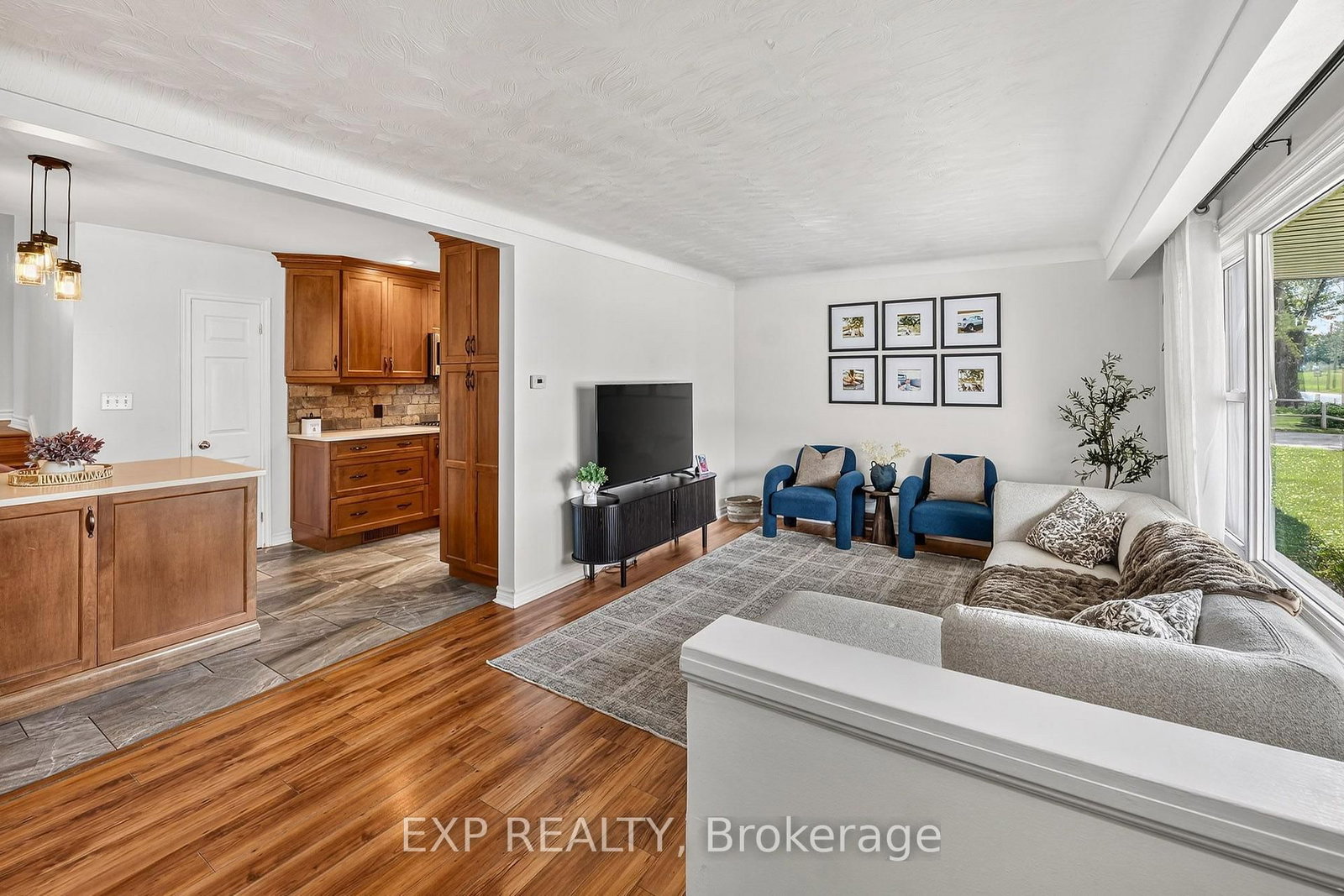 111 Concession Road • Fort Erie, ON photo 4